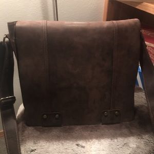 Men’s leather satchel